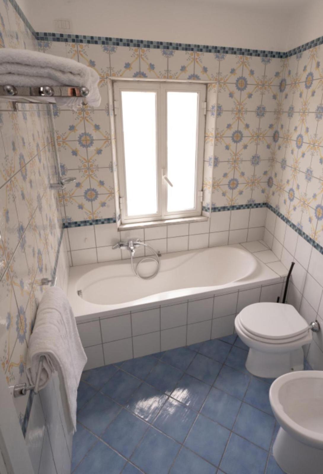 Ischia Mare Bed & Breakfast Екстериор снимка